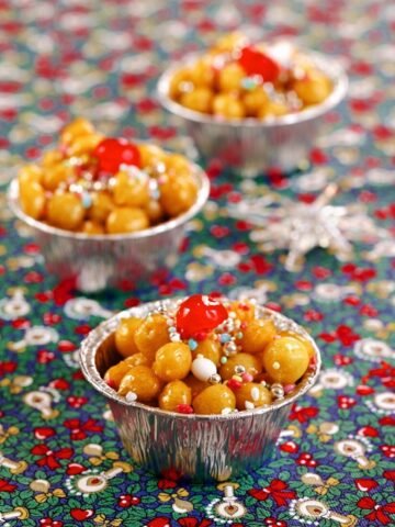What is Struffoli